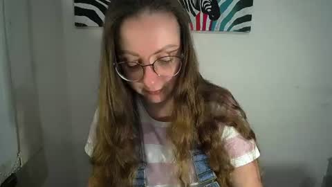 Anna online show from June 18, 2026, 6:46 am
