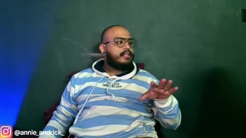 Annie Andrick online show from November 17, 2025, 12:33 pm