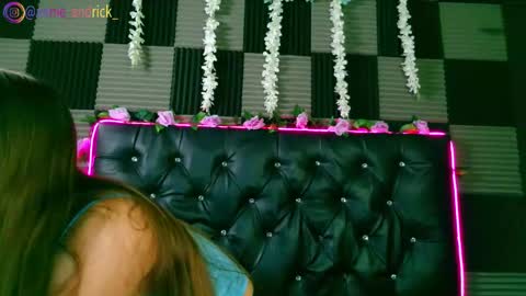 Annie Andrick online show from February 23, 2026, 1:08 pm