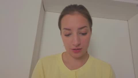 Anna online show from October 3, 2025, 9:45 pm