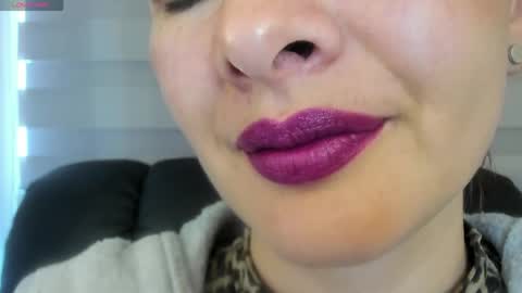 antonia online show from April 10, 2026, 6:56 pm