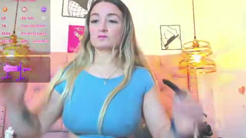 Snapshot of _antonella_11 chatting on July 14, 2026, 10:37 pm _antonella_11 online show from July 14, 2026, 10:37 pm
