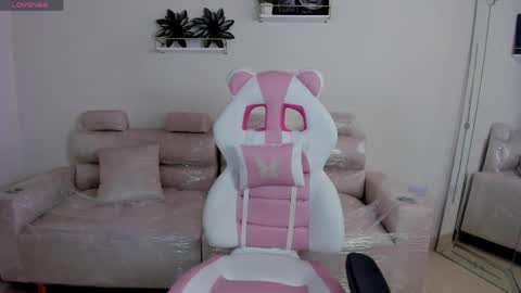 Snapshot of _april_smith_ chatting on April 23, 2026, 12:26 pm online show from April 23, 2026, 12:26 pm