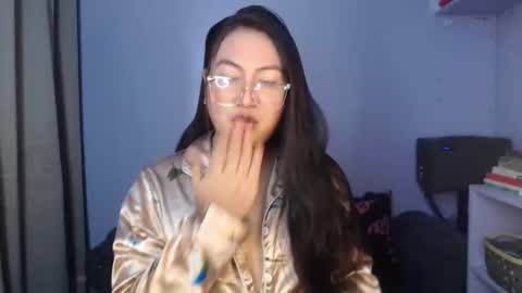 Snapshot of _arah chatting on May 3, 2026, 10:32 am arah online show from May 3, 2026, 10:32 am