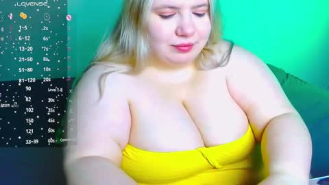 _ariaakashi_ online show from March 7, 2025, 5:08 am