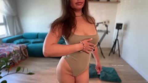 Mariya online show from June 25, 2026, 3:06 am