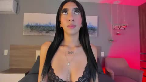 Snapshot of _ashly_77 chatting on October 31, 2025, 1:45 pm Ashly online show from October 31, 2025, 1:45 pm