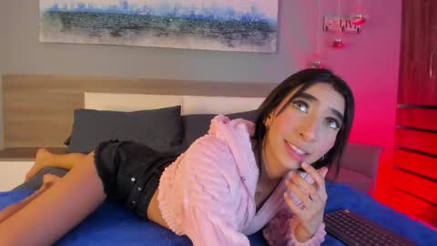 Snapshot of _ashly_77 chatting on November 6, 2025, 7:37 pm Ashly online show from November 6, 2025, 7:37 pm