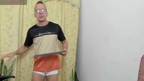 Snapshot of _axelking1_ chatting on June 3, 2026, 11:02 am Axel online show from June 3, 2026, 11:02 am