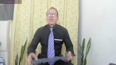 Snapshot of _axelking1_ chatting on July 7, 2026, 11:47 am Axel online show from July 7, 2026, 11:47 am
