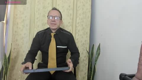 Snapshot of _axelking1_ chatting on July 10, 2026, 11:46 am Axel online show from July 10, 2026, 11:46 am