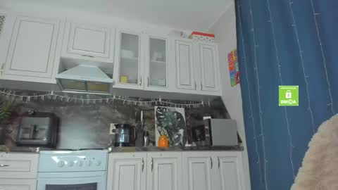 Olivia online show from January 14, 2026, 9:42 pm