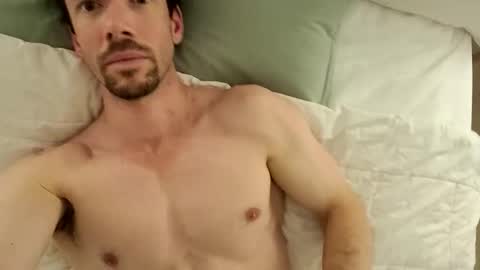 Snapshot of _b_h_c_ chatting on November 29, 2025, 9:34 am _b_h_c_ online show from November 29, 2025, 9:34 am