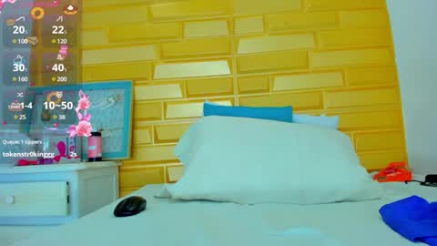 Snapshot of _becky__ chatting on January 24, 2025, 8:43 pm Becky online show from January 24, 2025, 8:43 pm