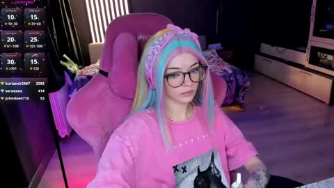 Snapshot of _black_fox__ chatting on May 15, 2026, 10:50 pm Olivia Subscribe to my Fansly - online show from May 15, 2026, 10:50 pm