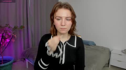 Bramble online show from November 21, 2025, 10:47 am