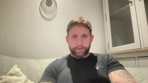  UK BigThick Cock  online show from October 23, 2025, 12:15 pm