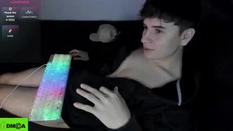 FELIPE CAMACHO    dont forget to support me with a little hand up online show from January 15, 2026, 9:25 am