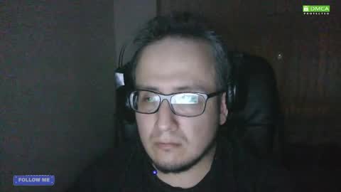 Snapshot of _buckle_ chatting on May 6, 2026, 4:52 am _buckle_ online show from May 6, 2026, 4:52 am