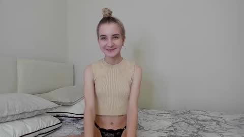 Snapshot of _candybb chatting on February 19, 2026, 9:11 pm online show from February 19, 2026, 9:11 pm