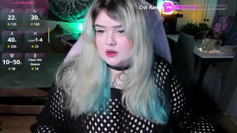 _candym1lky_ online show from January 8, 2026, 7:32 am