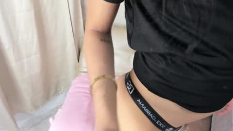 Snapshot of _cat_18 chatting on February 17, 2025, 7:04 am You can Call me Kitty Cat online show from February 17, 2025, 7:04 am