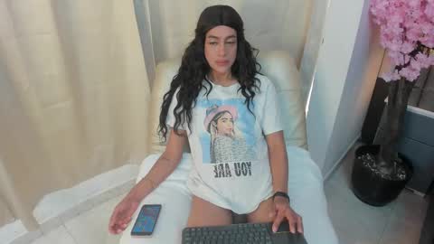 Snapshot of _cat_18 chatting on March 2, 2025, 5:14 pm You can Call me Kitty Cat online show from March 2, 2025, 5:14 pm