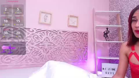 Snapshot of _cinnamon_star chatting on June 24, 2026, 12:26 pm _cinnamon_star online show from June 24, 2026, 12:26 pm