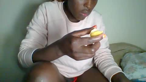 Snapshot of _clara01 chatting on February 7, 2025, 11:23 am clara online show from February 7, 2025, 11:23 am