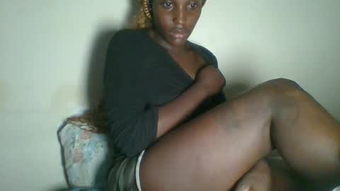 Snapshot of _clara01 chatting on February 13, 2025, 12:57 am clara online show from February 13, 2025, 12:57 am