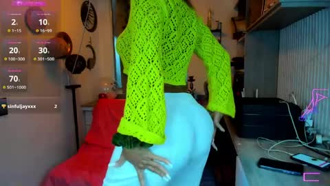 Snapshot of _cristal_ayala chatting on June 8, 2026, 12:47 am cristal ayala online show from June 8, 2026, 12:47 am