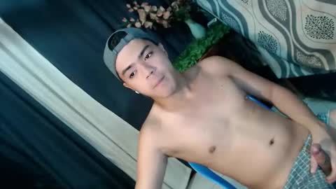 Russ online show from April 19, 2026, 12:22 am