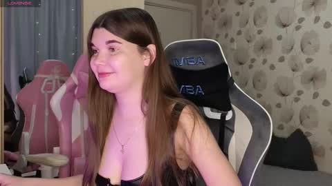 Snapshot of _cute_ice chatting on March 15, 2026, 8:20 am _cute_ice online show from March 15, 2026, 8:20 am