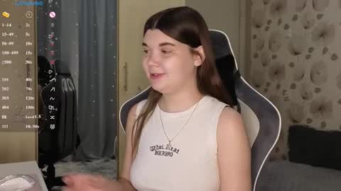 Snapshot of _cute_ice chatting on March 17, 2026, 5:44 am _cute_ice online show from March 17, 2026, 5:44 am