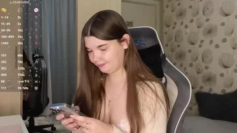 Snapshot of _cute_ice chatting on April 15, 2026, 5:58 am _cute_ice online show from April 15, 2026, 5:58 am