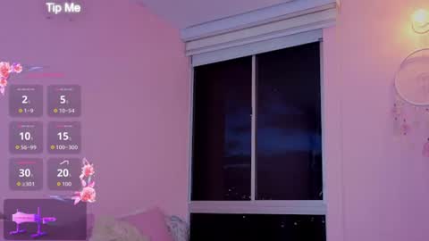 Snapshot of _cute_isabella_ chatting on July 15, 2026, 11:43 pm _cute_isabella_ online show from July 15, 2026, 11:43 pm
