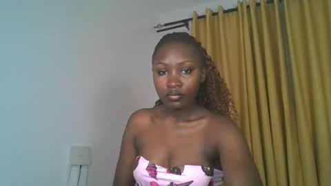 Snapshot of _cutestephanie chatting on October 17, 2025, 11:29 pm STEPH online show from October 17, 2025, 11:29 pm