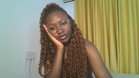 Snapshot of _cutestephanie chatting on October 30, 2025, 11:27 pm STEPH online show from October 30, 2025, 11:27 pm