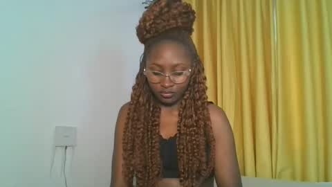 Snapshot of _cutestephanie chatting on November 4, 2025, 11:20 am STEPH online show from November 4, 2025, 11:20 am