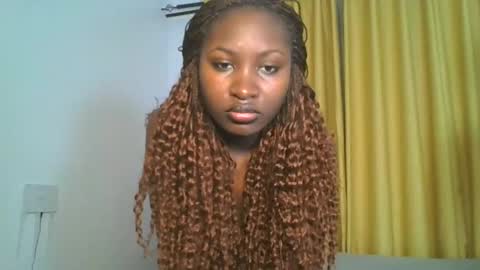 Snapshot of _cutestephanie chatting on November 12, 2025, 12:44 am STEPH online show from November 12, 2025, 12:44 am