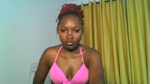 Snapshot of _cutestephanie chatting on December 21, 2025, 11:12 pm STEPH online show from December 21, 2025, 11:12 pm
