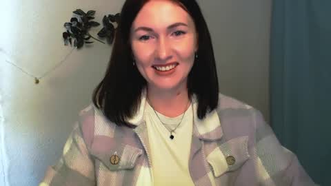 Snapshot of _cutie_and_shy_ chatting on May 5, 2026, 6:21 am _cutie_and_shy_ online show from May 5, 2026, 6:21 am