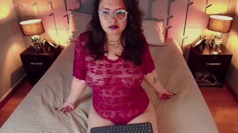 _danydaniels__ online show from November 24, 2025, 8:52 pm