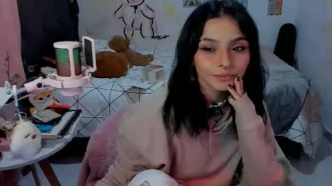 Pao online show from December 15, 2025, 3:44 am