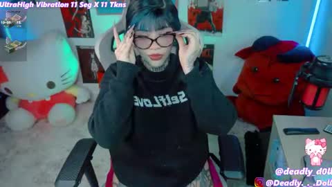 Snapshot of _deadly_doll chatting on July 1, 2026, 12:01 am online show from July 1, 2026, 12:01 am