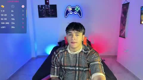 _demon1 online show from November 10, 2025, 2:32 am