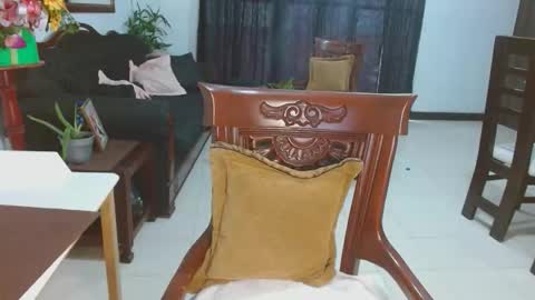 Diana online show from March 3, 2026, 9:42 pm