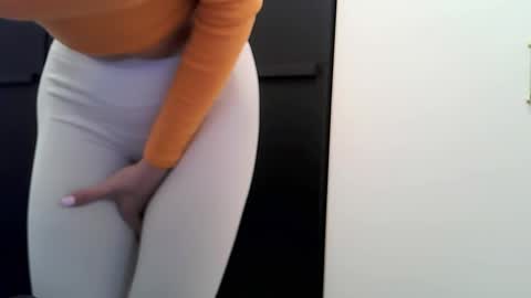 Snapshot of _domnatermsi chatting on February 22, 2025, 8:42 pm _domnatermsi online show from February 22, 2025, 8:42 pm