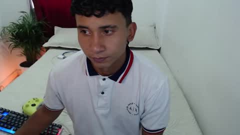 Snapshot of _duvan_123 chatting on January 11, 2026, 10:04 pm _duvan_123 online show from January 11, 2026, 10:04 pm