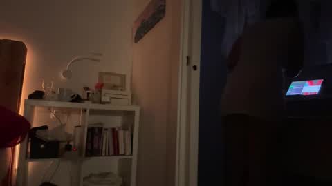  elena barra online show from October 5, 2025, 12:31 am